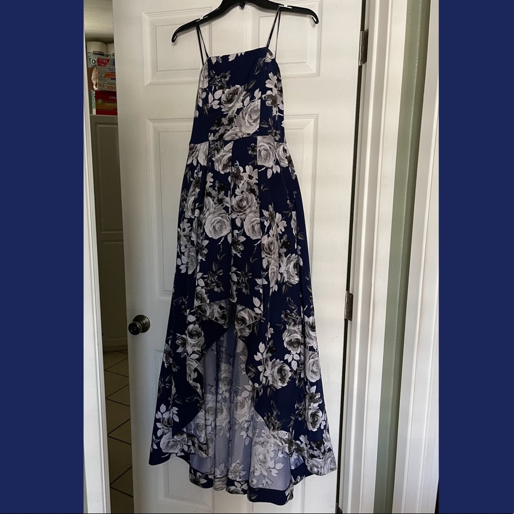 Speechless gown size 9 only worn once